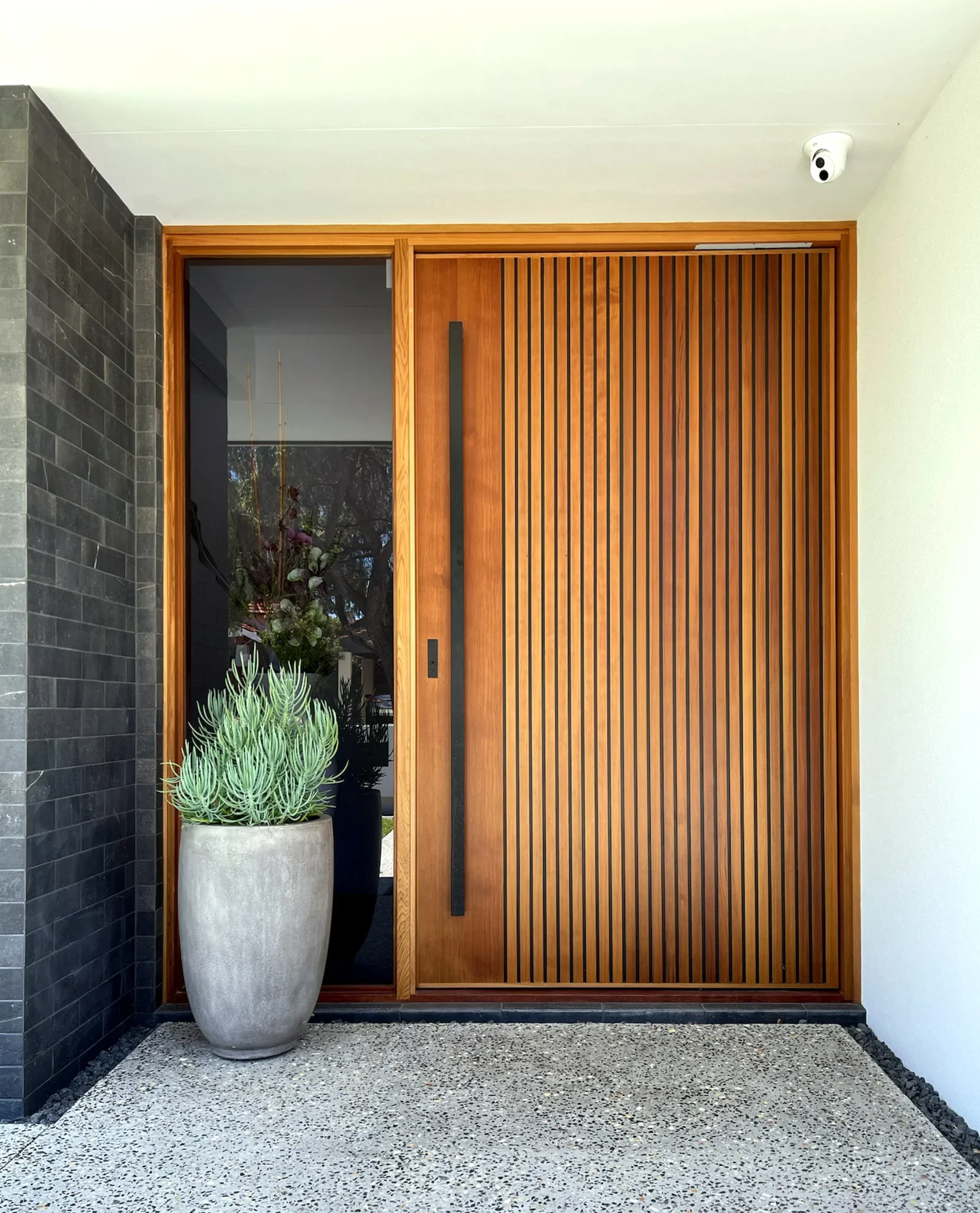 -Modern Design Security Entran - Interior Design Organic Modern ulasan dan harga