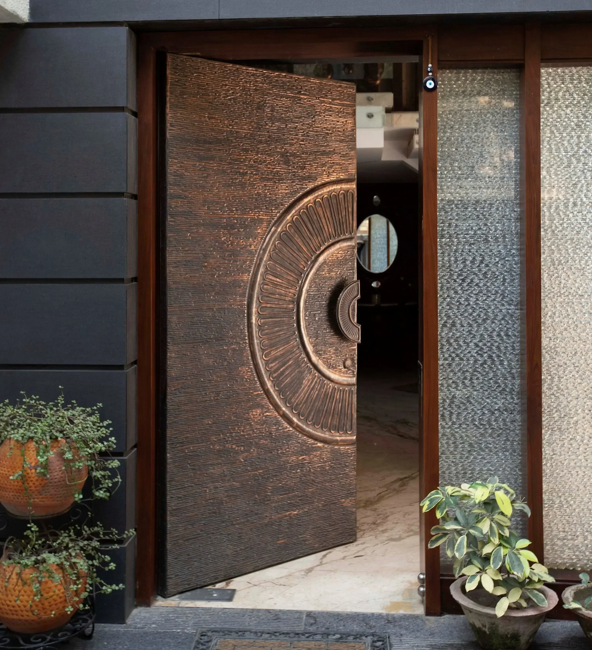 -Modern Design Security Entran - Interior Design Organic Modern ulasan dan harga
